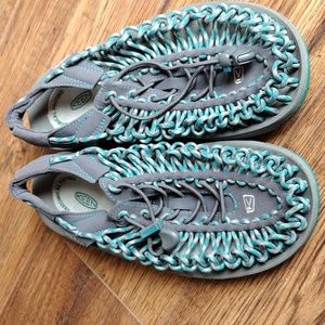 Keen unique women's size 8.5